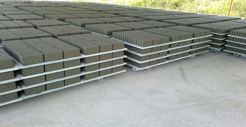 PVC<a href=http://m.hncctv.com.cn/ target=_blank class=infotextkey>空心磚托板</a>