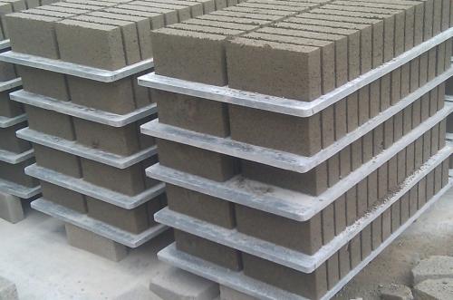 <a href=http://m.hncctv.com.cn/zjtb/ target=_blank class=infotextkey>PVC磚機托板</a>廠家